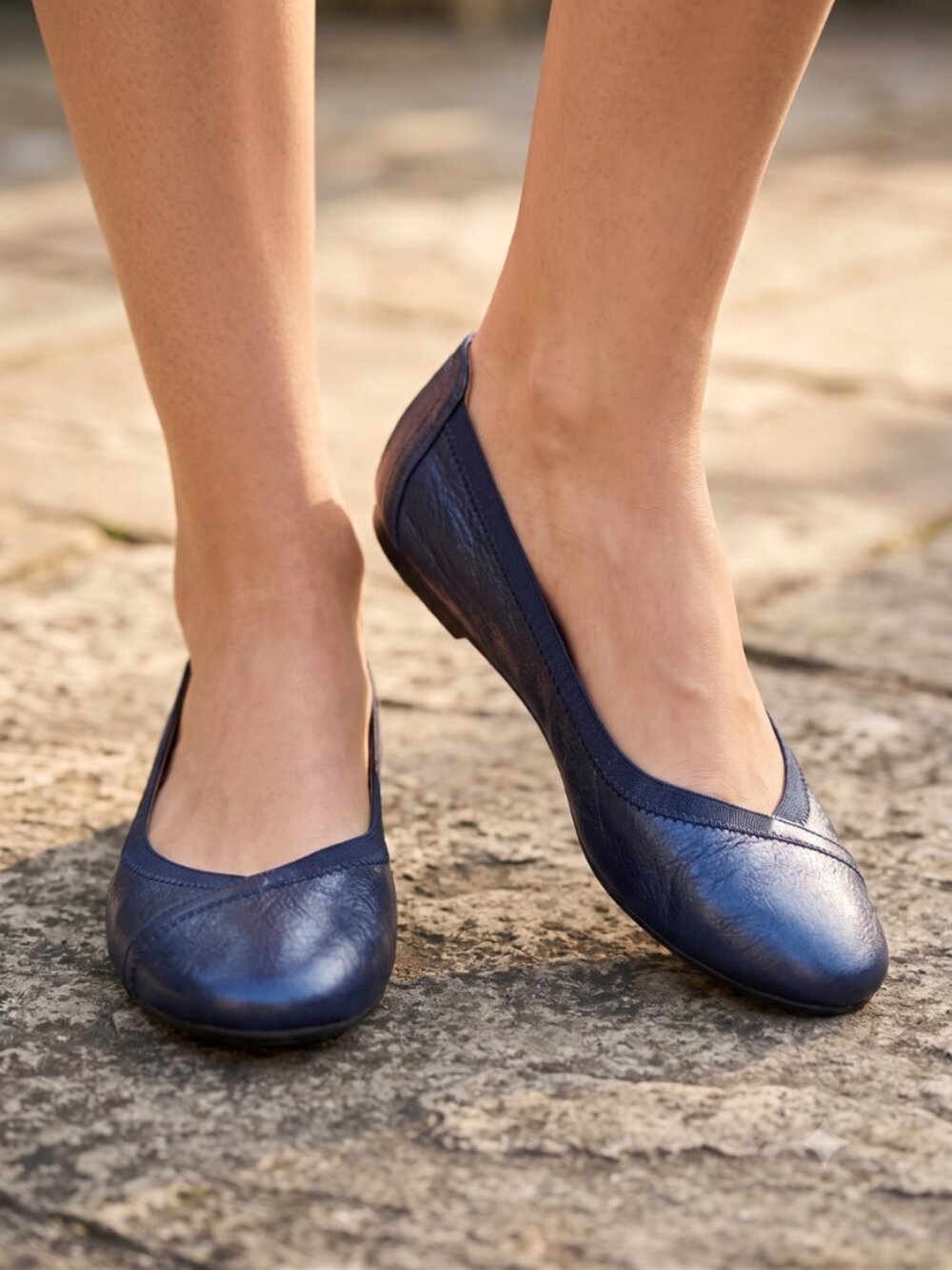 Vionic Caroll Blue Leather Ballet Flats